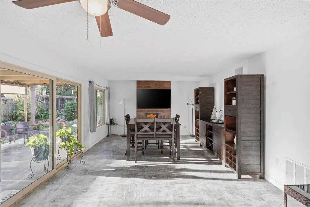 Additional image 39 of 2327 Amber Lane, Escondido, CA 92026