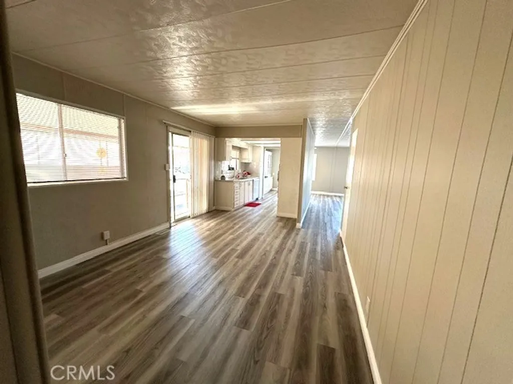 Additional image 11 of 881 N. Lake Street Unit 202, Hemet, CA 92544