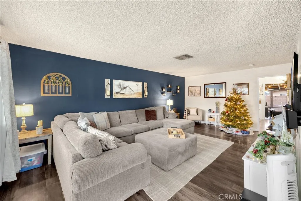 Additional image 4 of 300 Doyle Avenue, Redlands, CA 92374