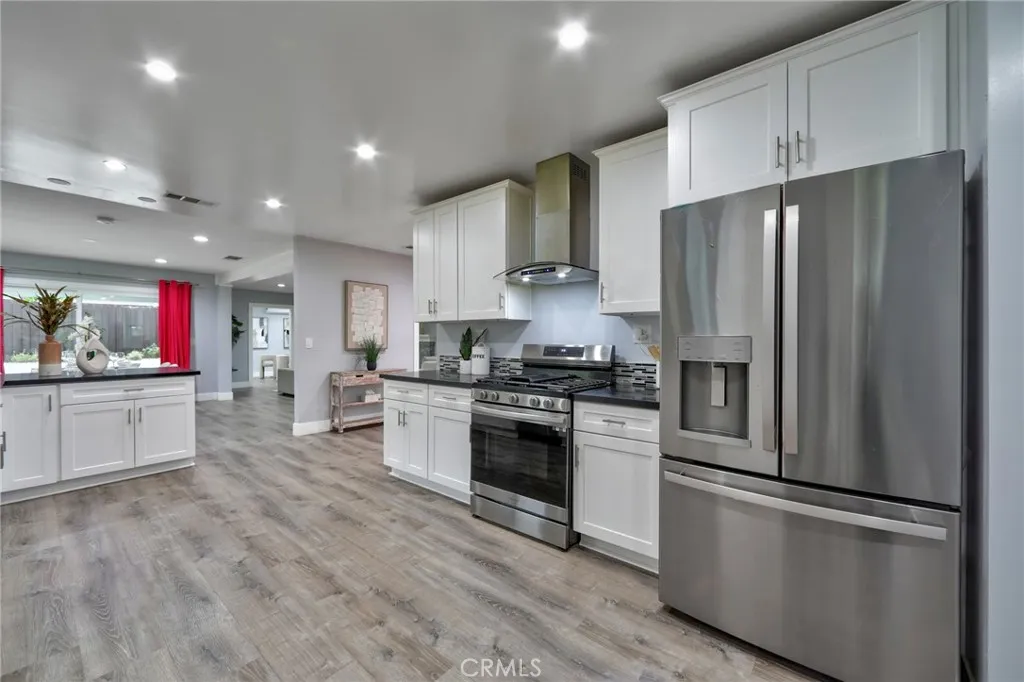 Additional image 59 of 3212 W Valley Heart Drive, Burbank, CA 91505