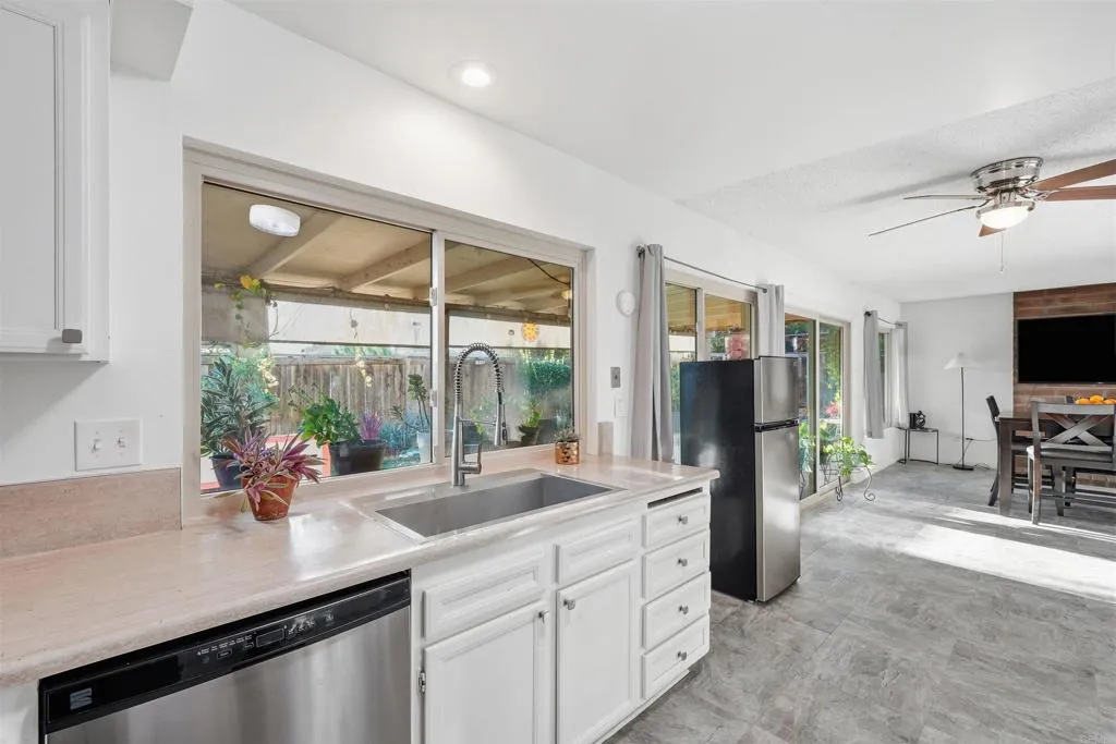 Additional image 45 of 2327 Amber Lane, Escondido, CA 92026