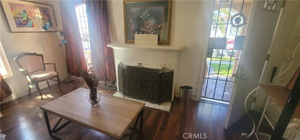 Additional image 13 of 2912 W 30th St, Los Angeles, CA 90018