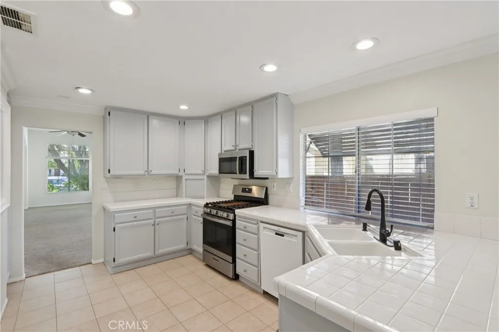 Additional image 6 of 31938 Calle Tiara S, Temecula, CA 92592