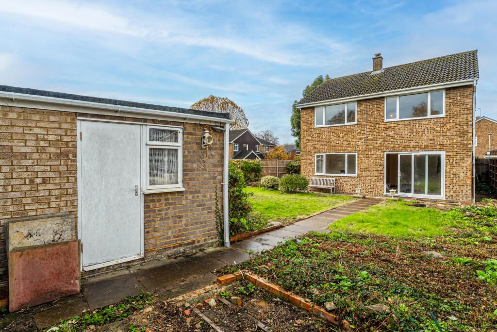 Additional image 12 of The Pastures, St. Albans, Hertfordshire, AL2