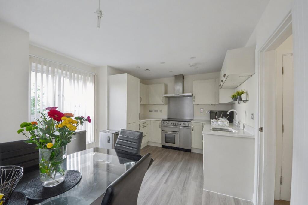 Additional image 4 of Appletree Way, Welwyn Garden City