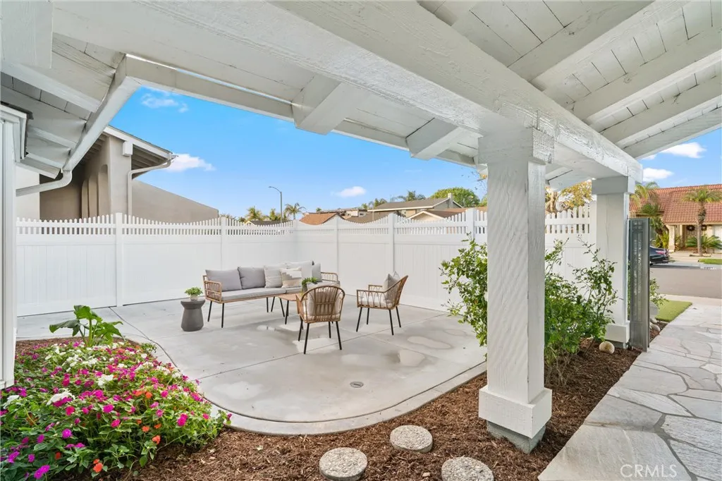 Additional image 42 of 8592 Larkport Drive, Huntington Beach, CA 92646