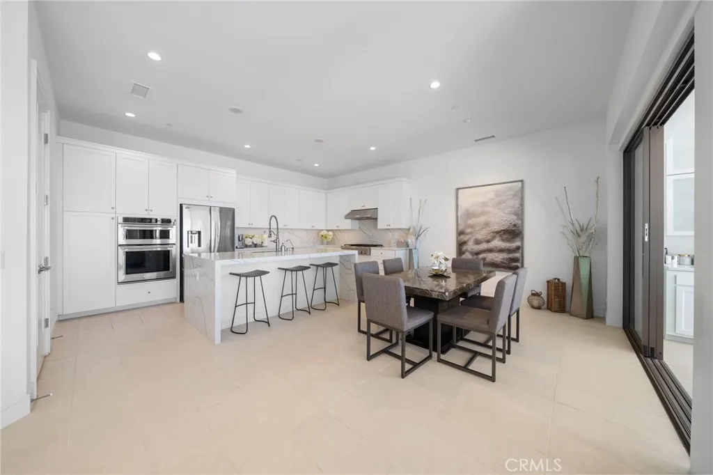 Additional image 12 of 137 Trumpet Flower, Irvine, CA 92618