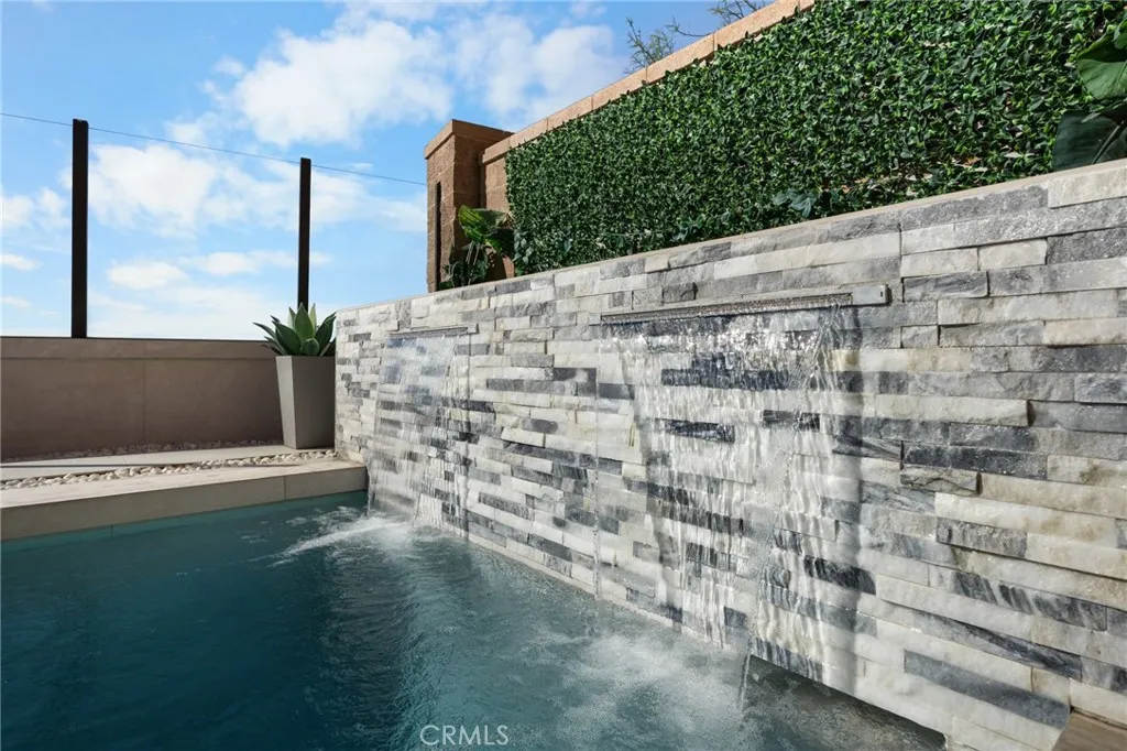 Additional image 5 of 137 Trumpet Flower, Irvine, CA 92618