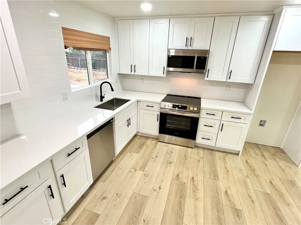 Additional image 10 of 28451 Murrieta Rd, Menifee, CA 92586