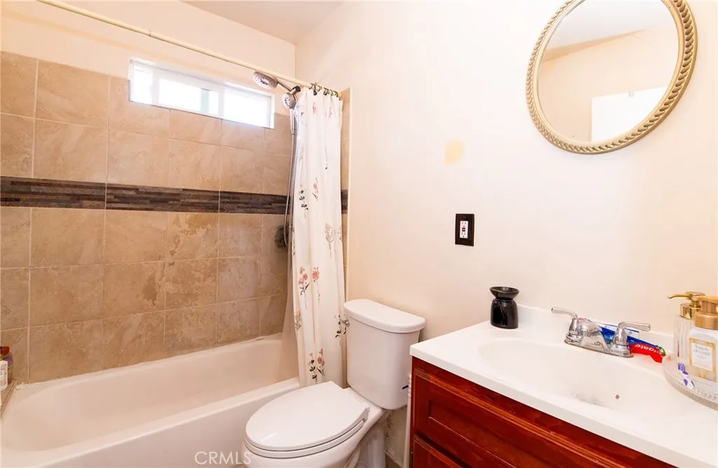 Additional image 91 of 10520 Ruthelen, Los Angeles, CA 90047