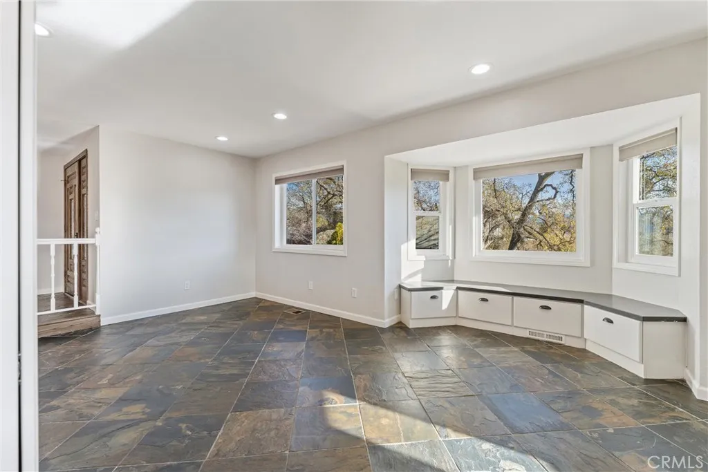 Additional image 18 of 24500 Deertrail Drive, Tehachapi, CA 93561