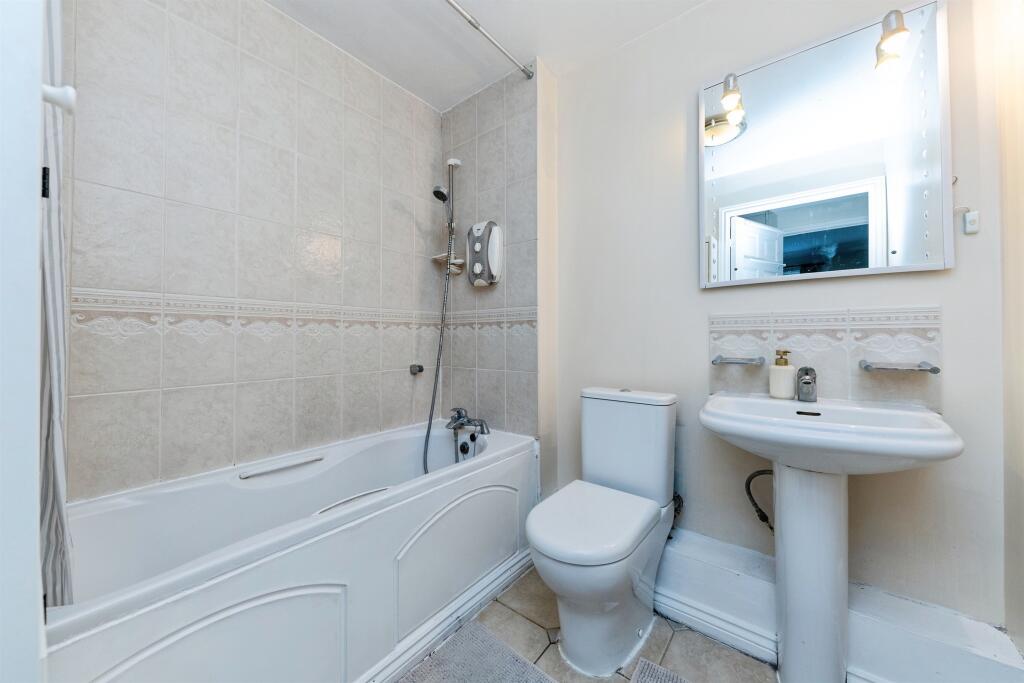 Additional image 11 of Gorseway, Hatfield