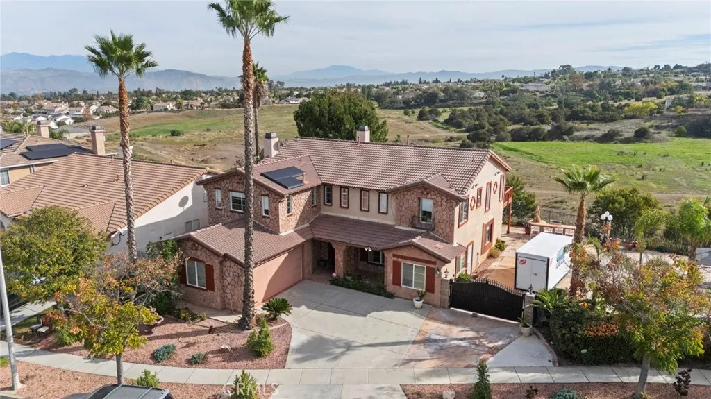 Additional image 3 of 3995 Holly Springs Drive, Corona, CA 92881