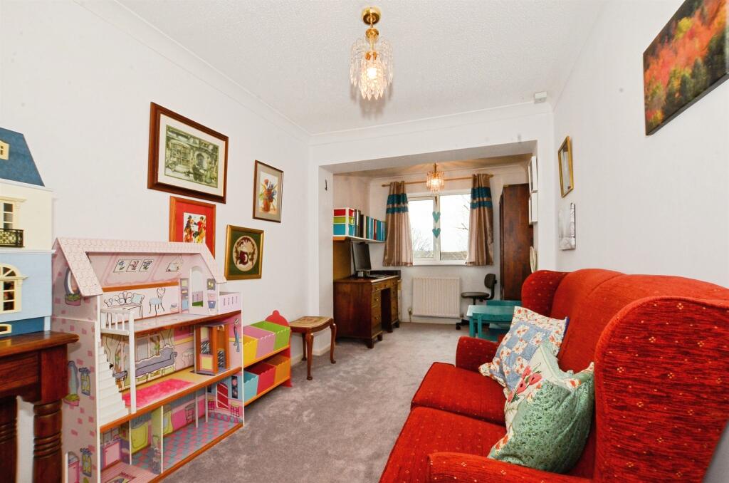 Additional image 23 of Churchfield, Harpenden