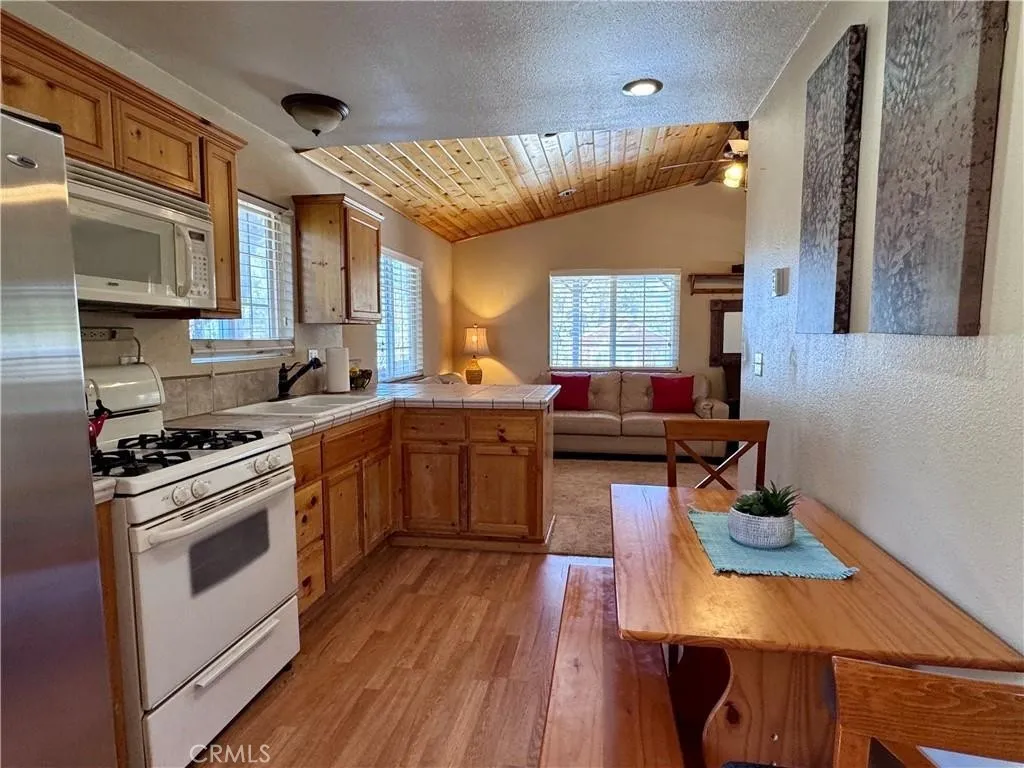 Additional image 26 of 2136 3rd, Big Bear City, CA 92314