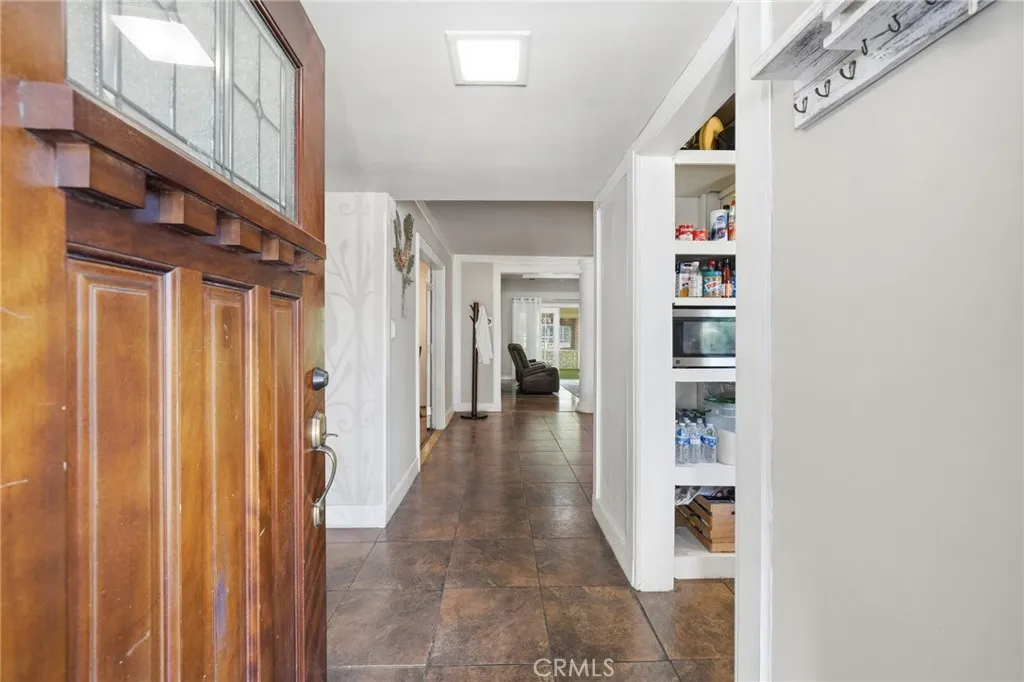 Additional image 5 of 550 Fermoore St, San Fernando, CA 91340