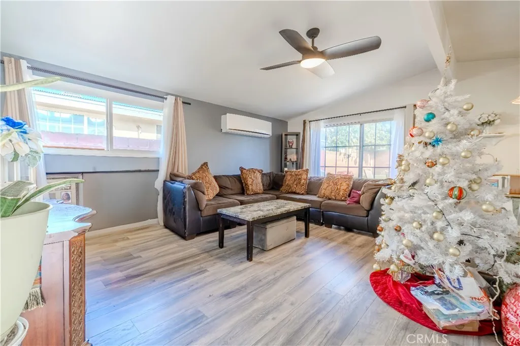 Additional image 8 of 513 Nottingham Avenue, Santa Ana, CA 92703