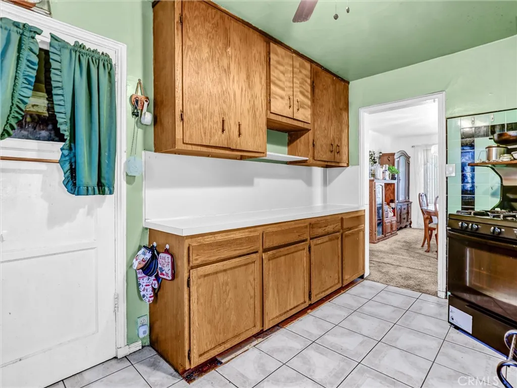 Additional image 22 of 3630 W 61st St, Los Angeles, CA 90043