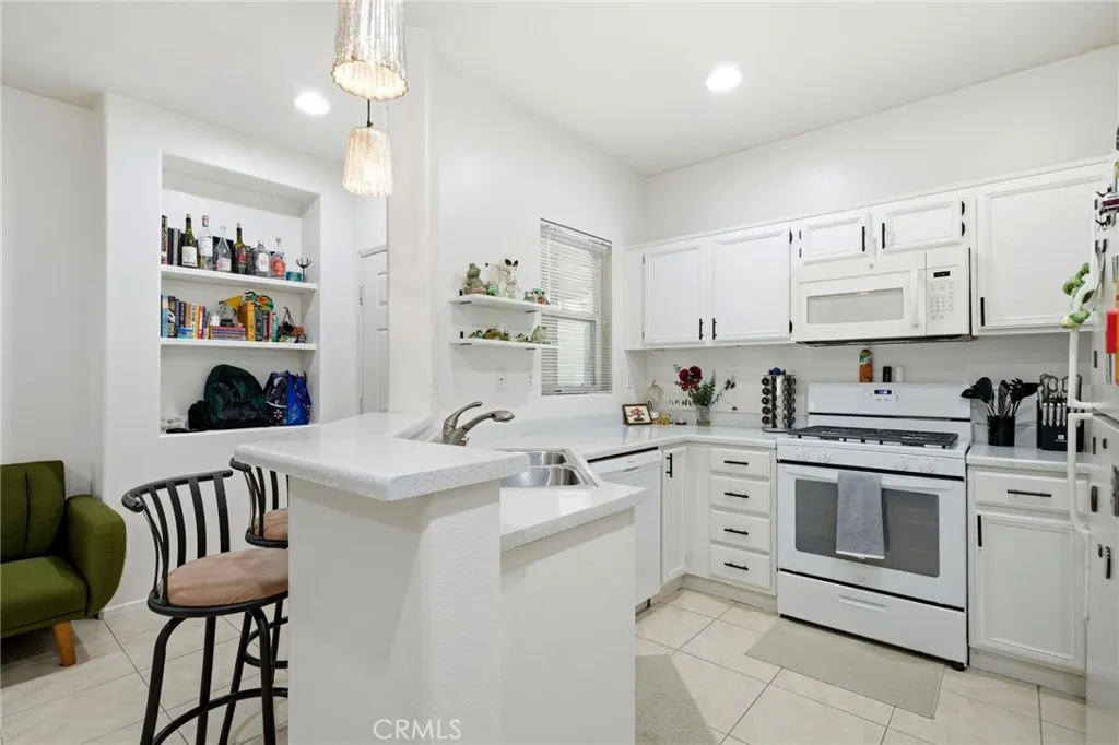 Additional image 21 of 26450 Arboretum Way Unit 1006, Murrieta, CA 92563