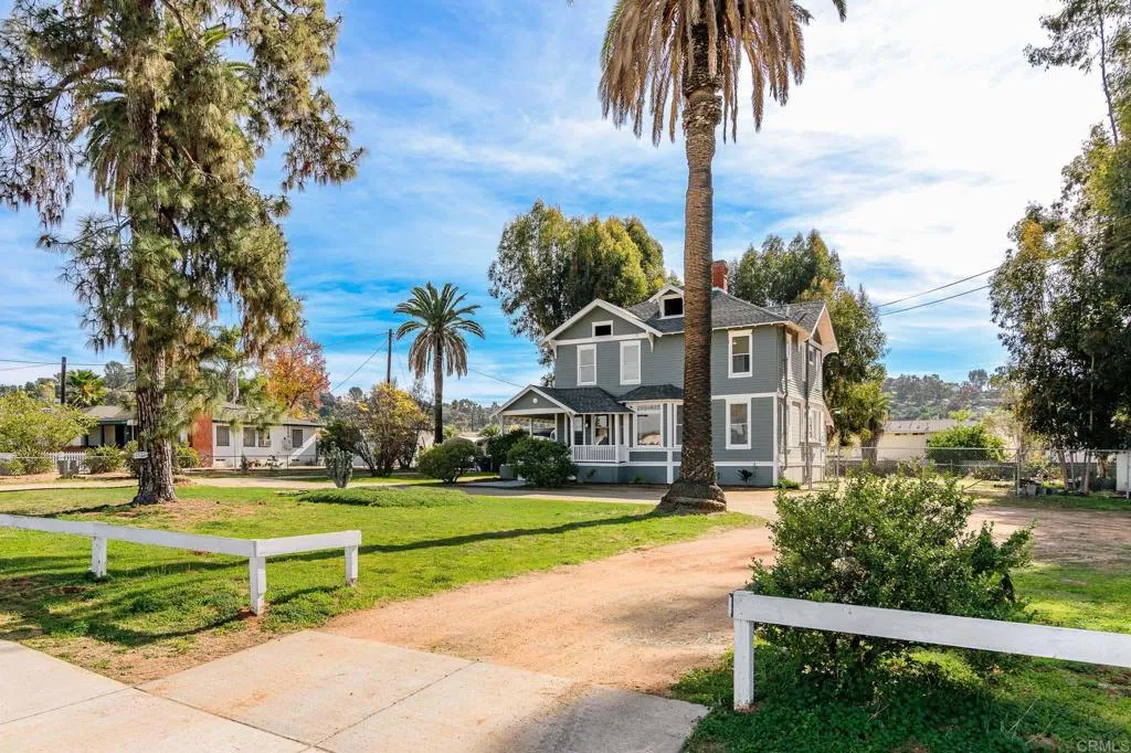 Additional image 36 of 1571 Granite Hills Dr, El Cajon, CA 92019