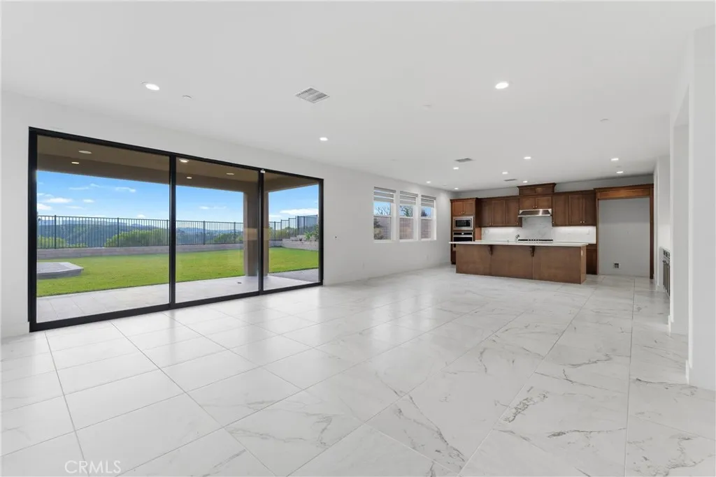 Additional image 45 of 19038 Carranza Ln, Saugus, CA 91350