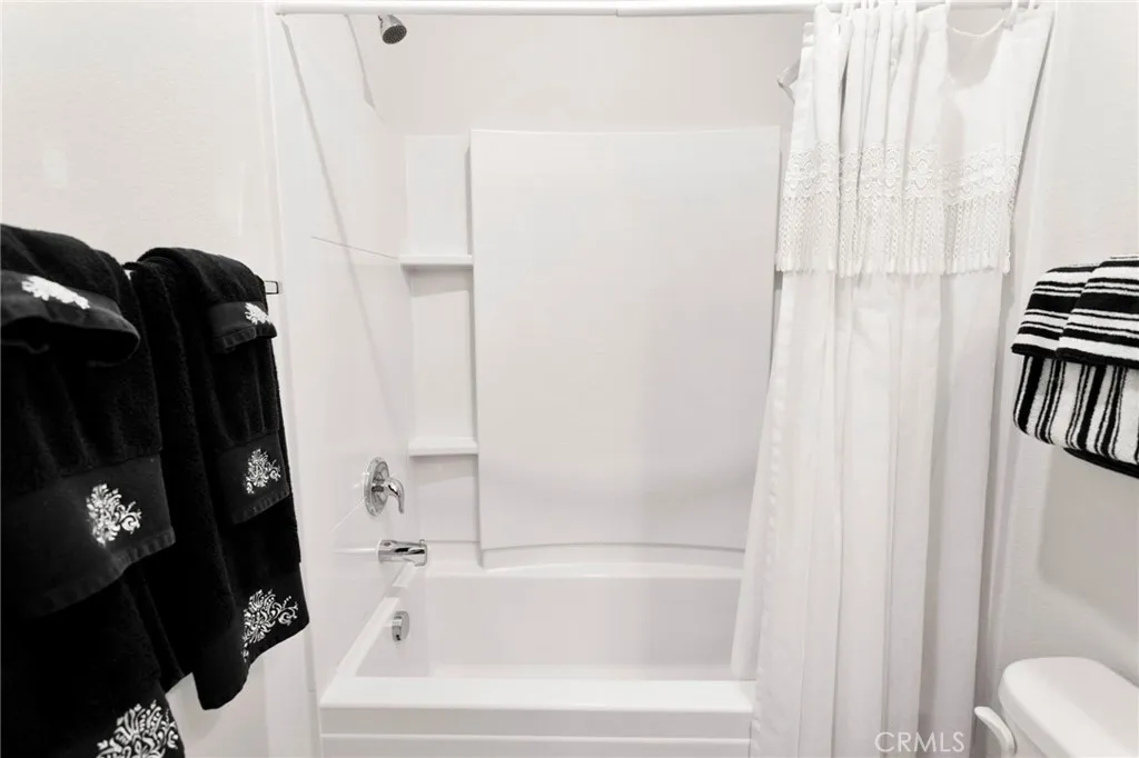 Additional image 26 of 11364 Camden St, Apple Valley, CA 92308