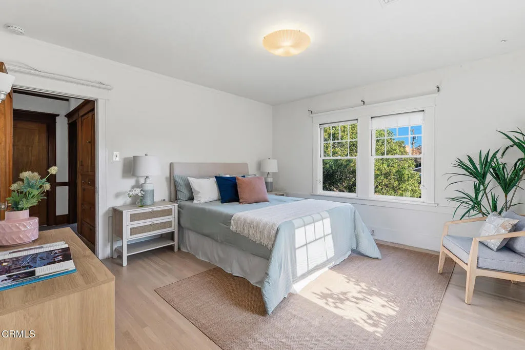 Additional image 120 of 111 S Wilton Place, Los Angeles, CA 90004