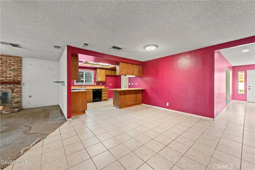 Additional image 12 of 43637 Rembrandt St, Lancaster, CA 93535