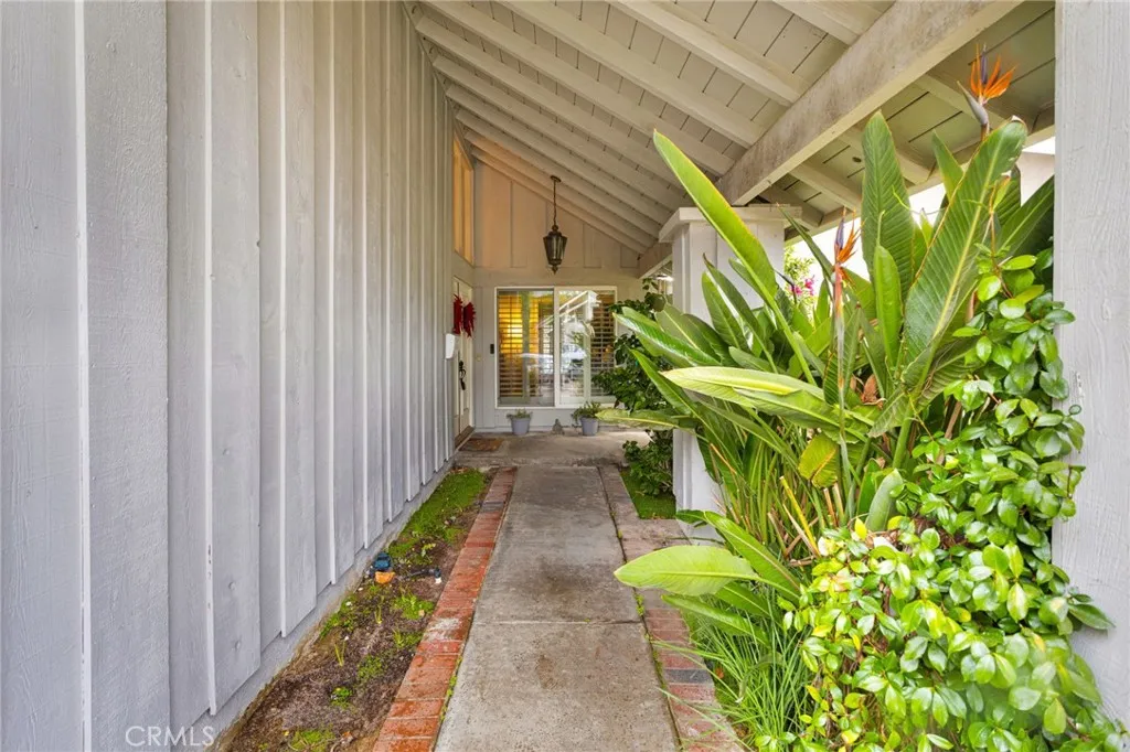 Additional image 6 of 25442 Via Escovar, Valencia, CA 91355