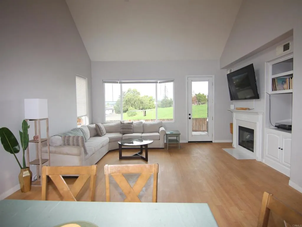 Additional image 5 of 445 Poets Square, Fallbrook, CA 92028