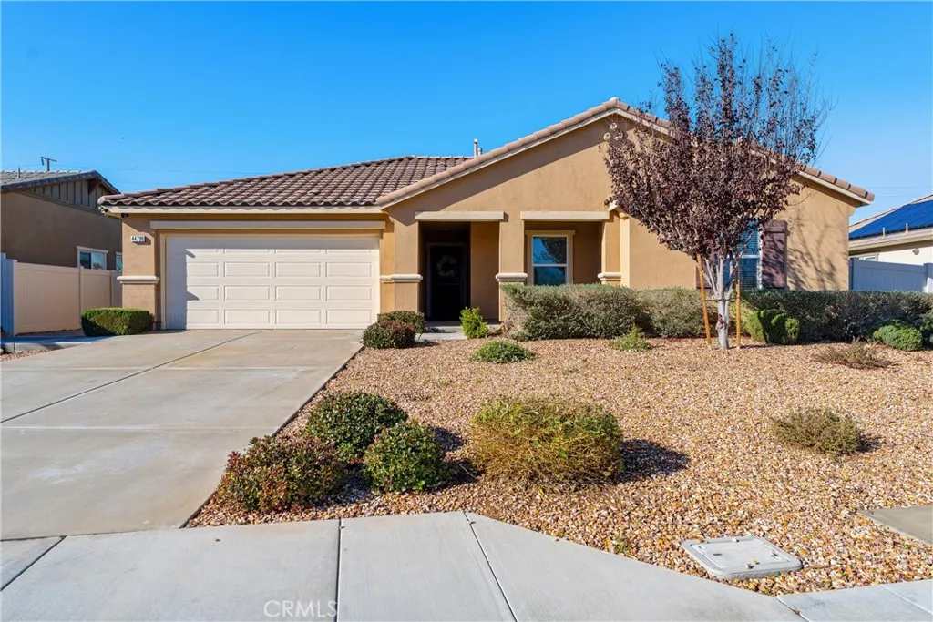 Additional image 2 of 44739 Aspen Street, Lancaster, CA 93535