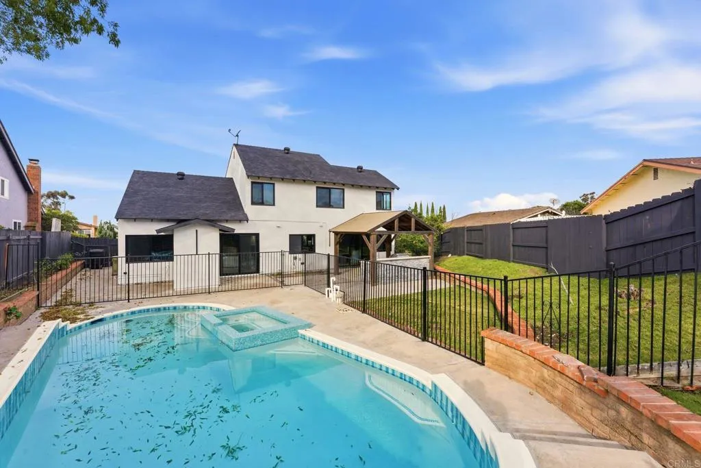 Additional image 43 of 4375 Calle De Vida, San Diego, CA 92124