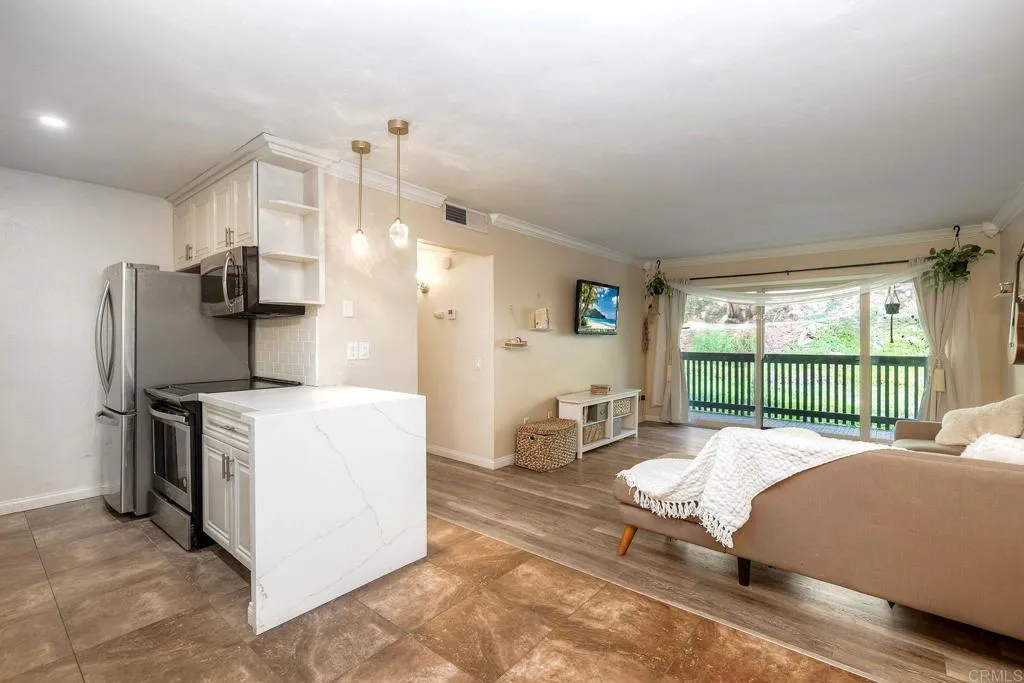 Additional image 43 of 6406 Friars Road, San Diego, CA 92108