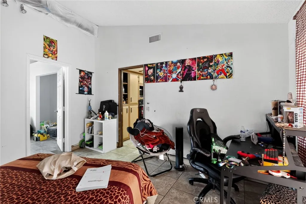 Additional image 60 of 22575 Papago Road, Apple Valley, CA 92307