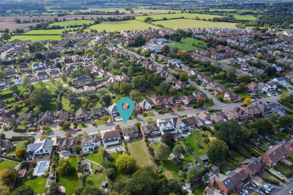 Additional image 19 of Tuffnells Way, Harpenden, Hertfordshire, AL5