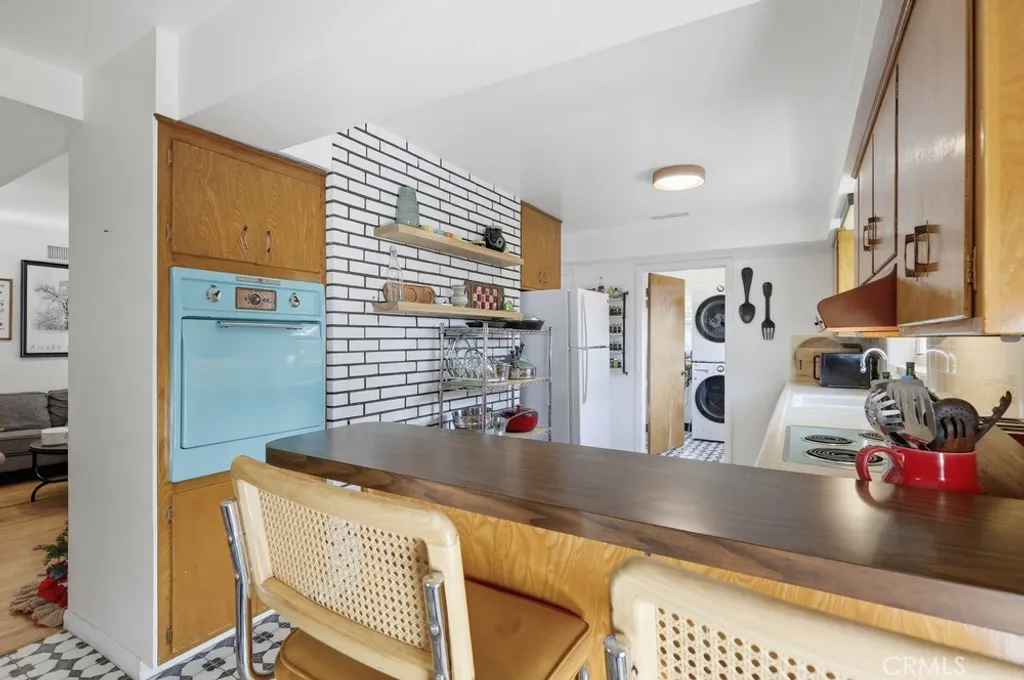 Additional image 19 of 1010 W 21st Street, Santa Ana, CA 92706