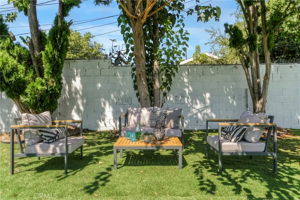 Additional image 35 of 8400 Chimineas Avenue, Northridge, CA 91325