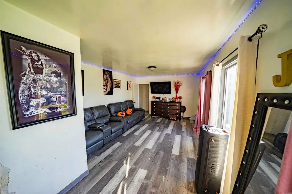 Additional image 4 of 7513 Pivot Street, Downey, CA 90241