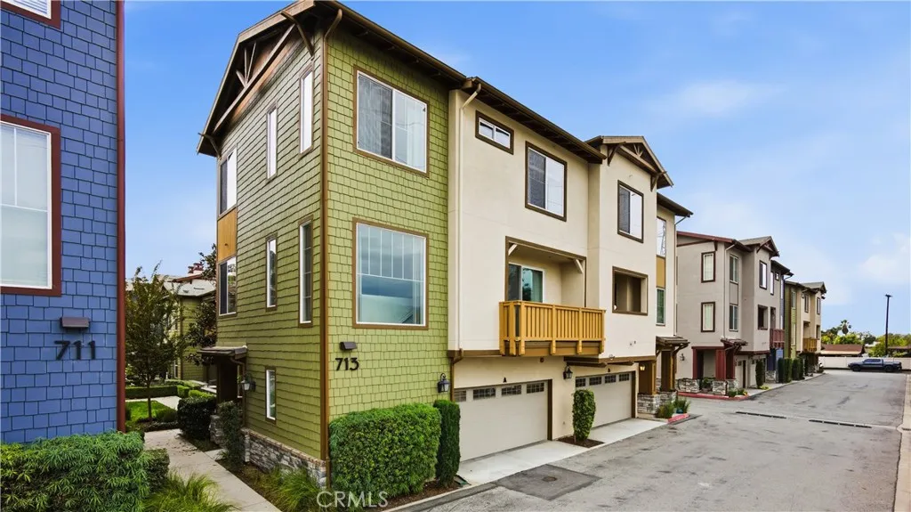 Additional image 3 of 713 S Azusa Avenue Unit A, Azusa, CA 91702