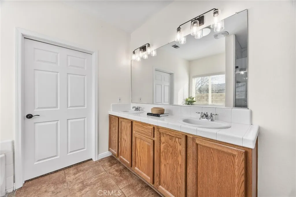 Additional image 43 of 11515 Regarse Dr, Bakersfield, CA 93311