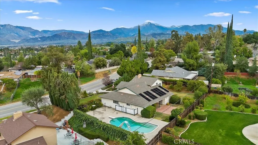 Additional image 76 of 442 E Sunset Dr N, Redlands, CA 92373