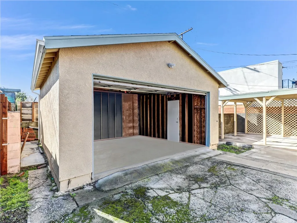 Additional image 41 of 3630 W 61st St, Los Angeles, CA 90043