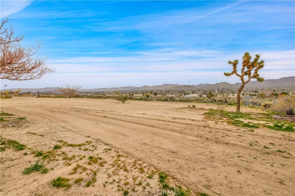 Additional image 71 of 7124 Wall Street, Yucca Valley, CA 92284
