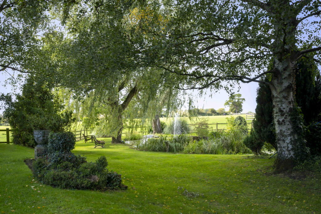 Additional image 20 of Pottersheath Road, Welwyn, AL6