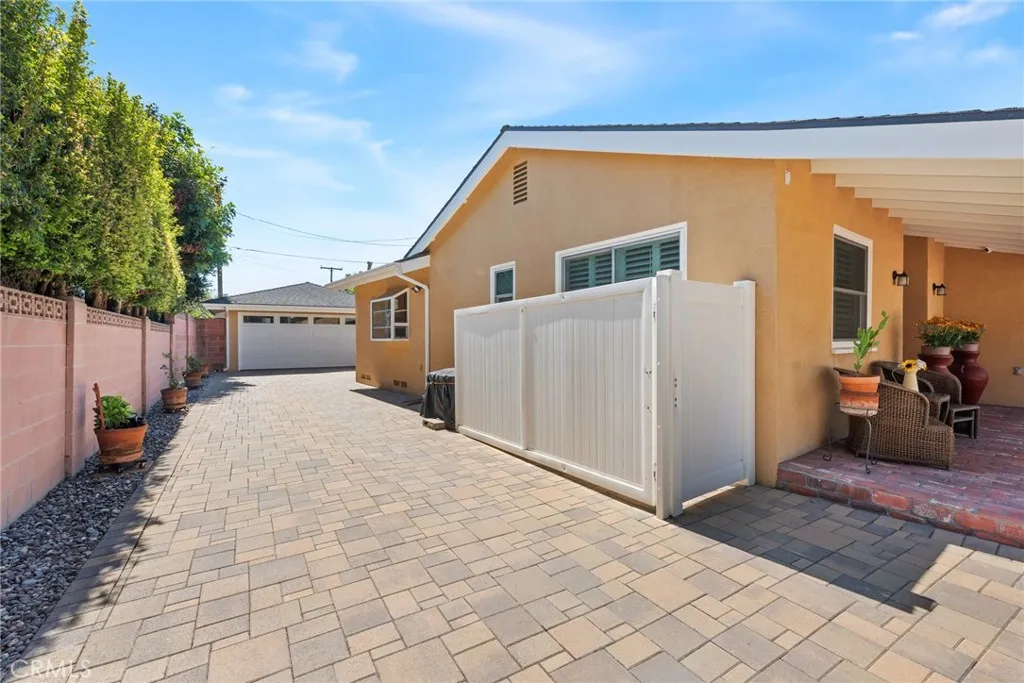 Additional image 63 of 1116 W 21st Street, Santa Ana, CA 92706