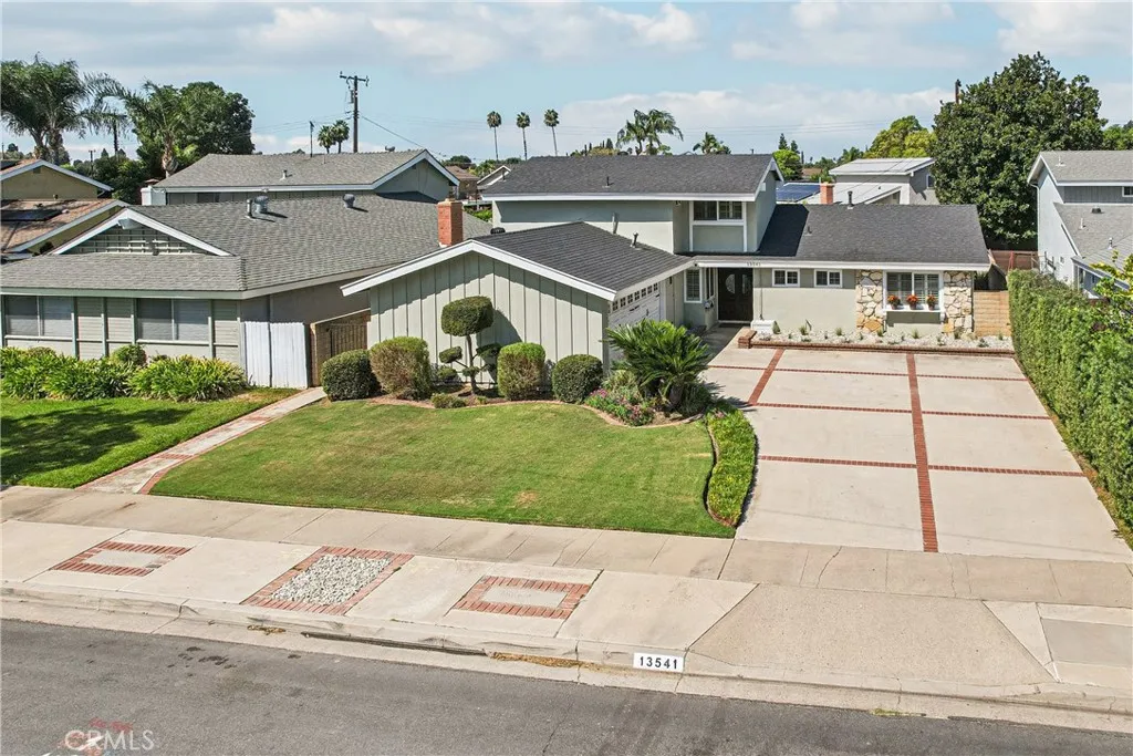 Additional image 27 of 13541 Dean St, Tustin, CA 92780