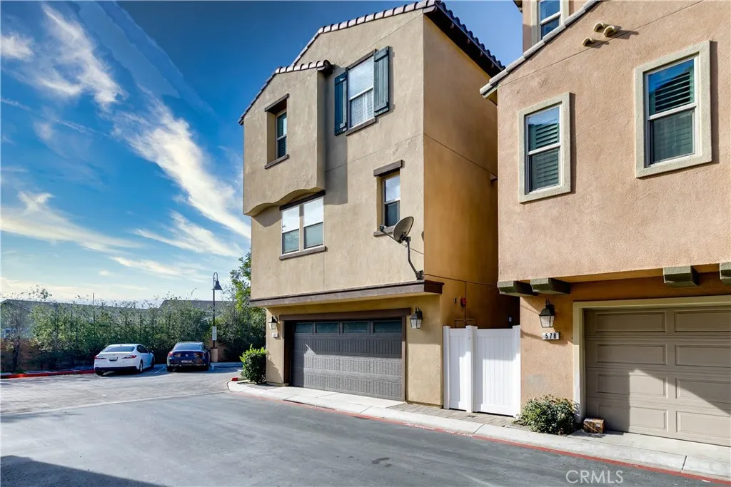 Additional image 19 of 582 S Harbor Blvd, Santa Ana, CA 92704