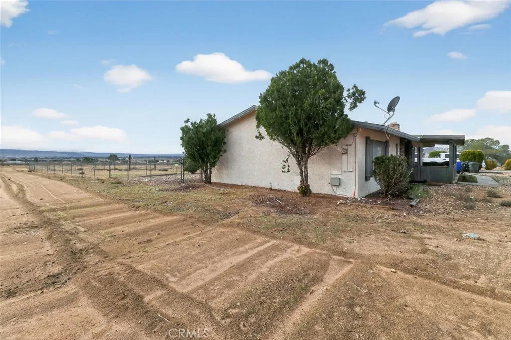 Additional image 5 of 22575 Papago Road, Apple Valley, CA 92307