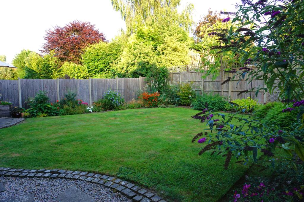 Additional image 15 of Roundwood Lane, Harpenden, Hertfordshire, AL5