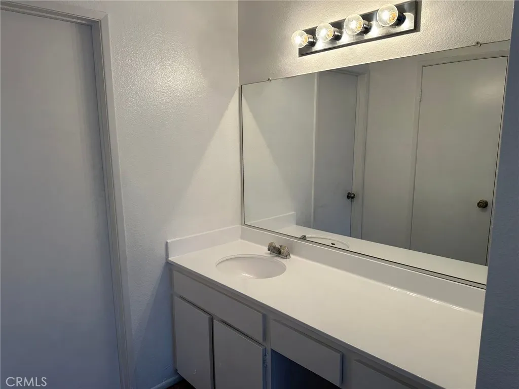 Additional image 33 of 10770 Woodley Unit 7, Granada Hills, CA 91344